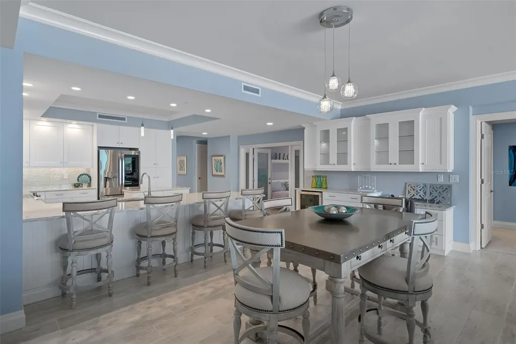 650 Collany Tierra Verde FL 33715