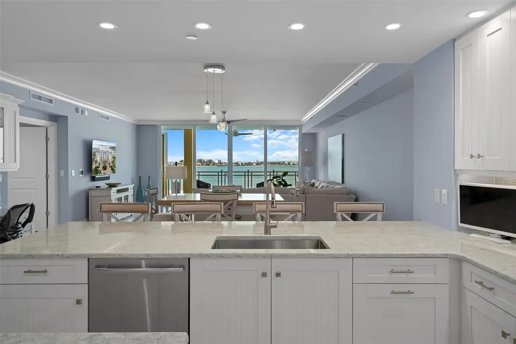 650 Collany Tierra Verde FL 33715