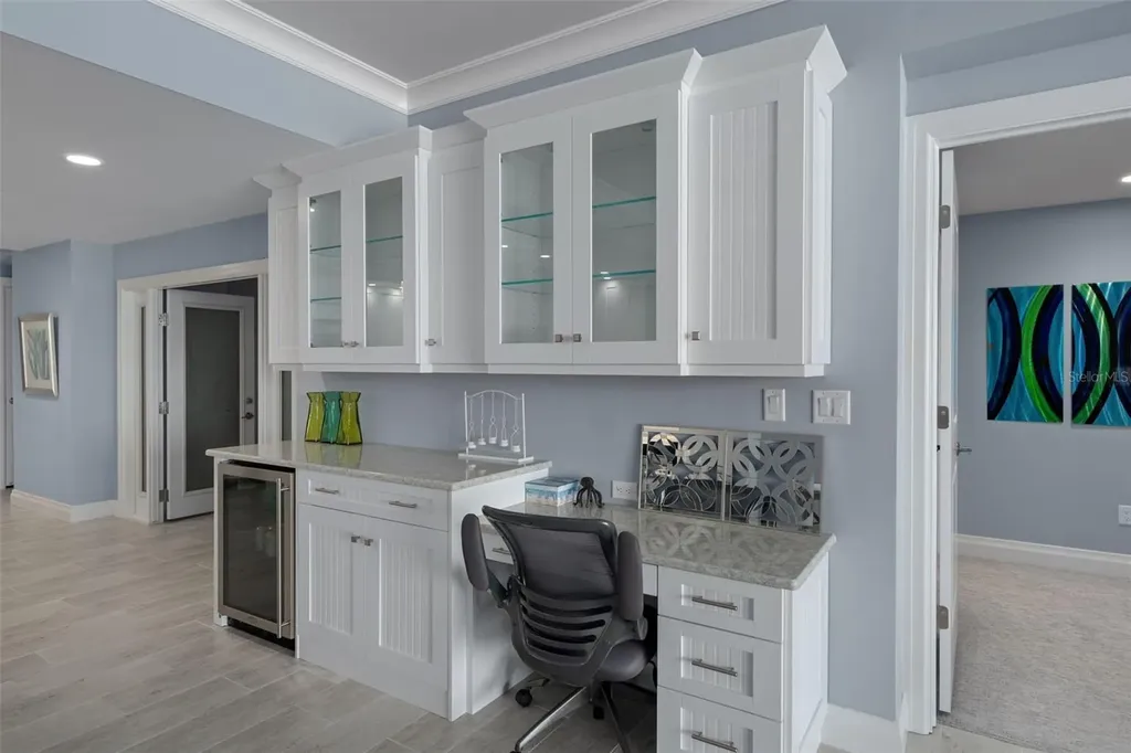 650 Collany Tierra Verde FL 33715