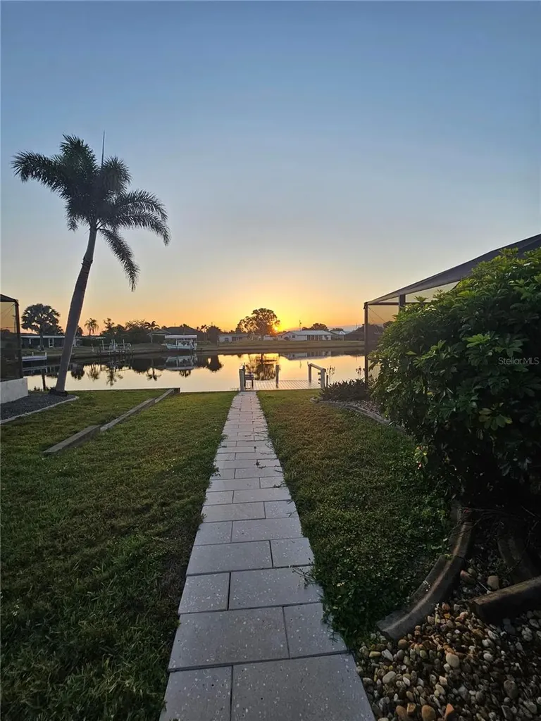 205 E Tarpon Boulevard NW Port Charlotte FL 33952