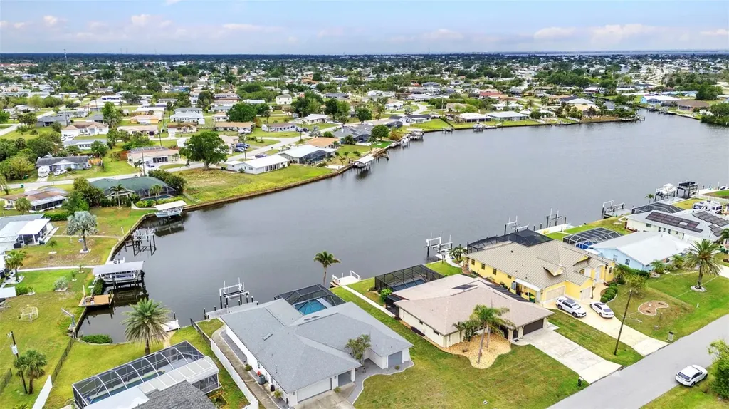 205 E Tarpon Boulevard NW Port Charlotte FL 33952