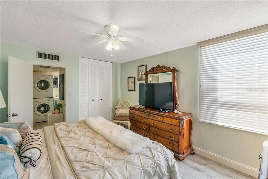 2947 S Atlantic Avenue Daytona Beach FL 32118