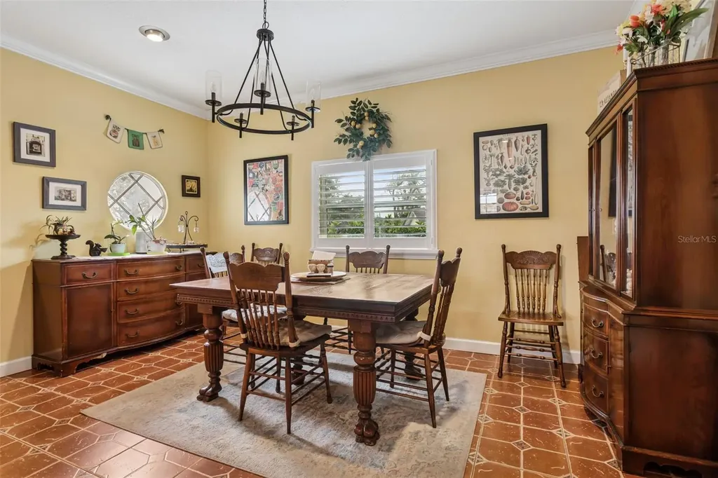 2603 N Ridgewood Avenue Tampa FL 33602