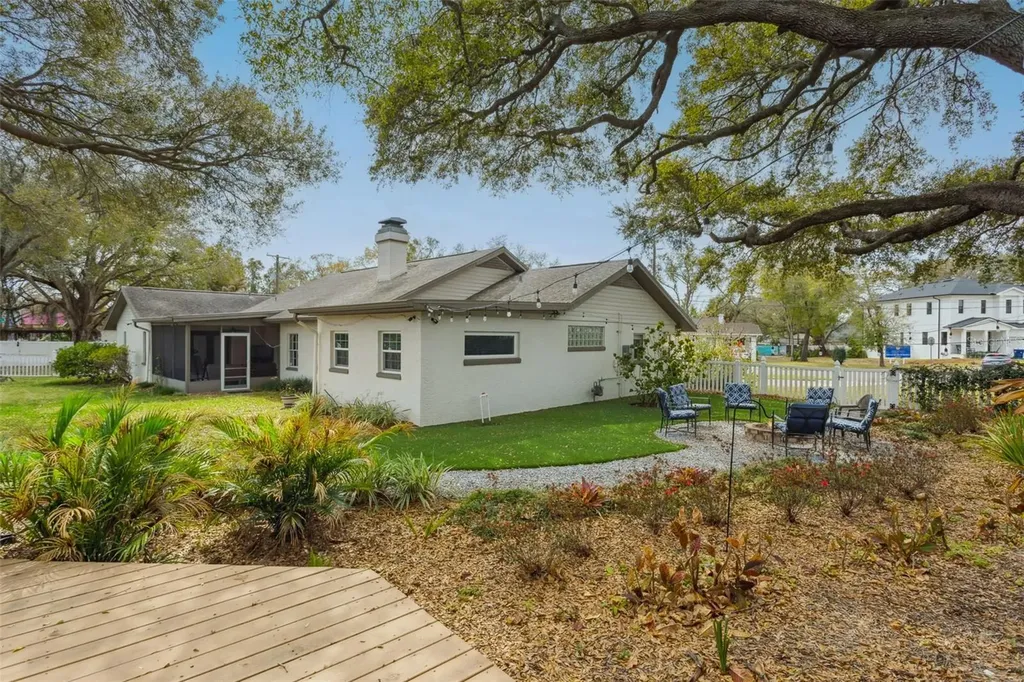 2603 N Ridgewood Avenue Tampa FL 33602