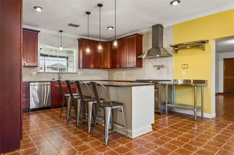2603 N Ridgewood Avenue Tampa FL 33602