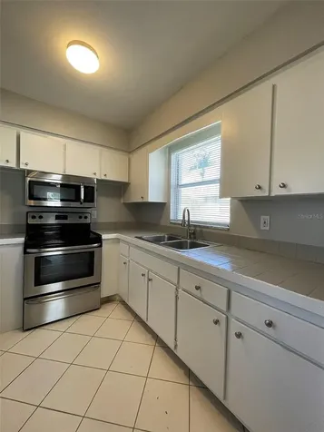 673 59th Street S St Petersburg FL 33707