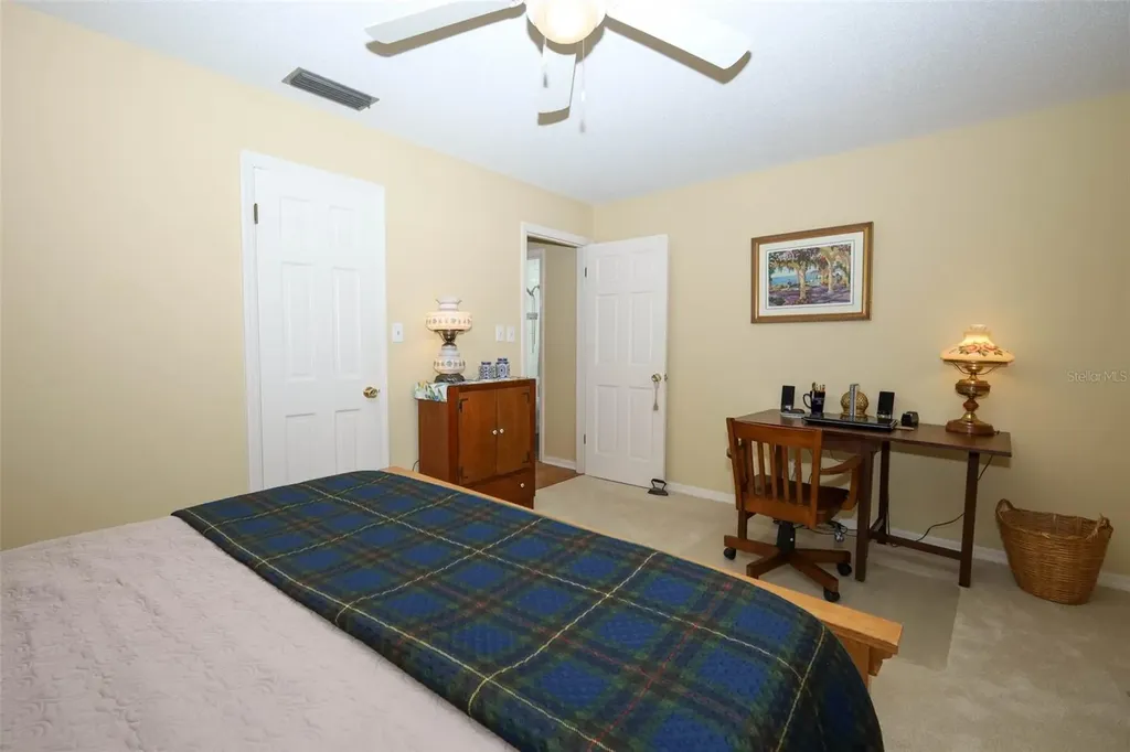 1607 Pinar Drive Orlando FL 32825