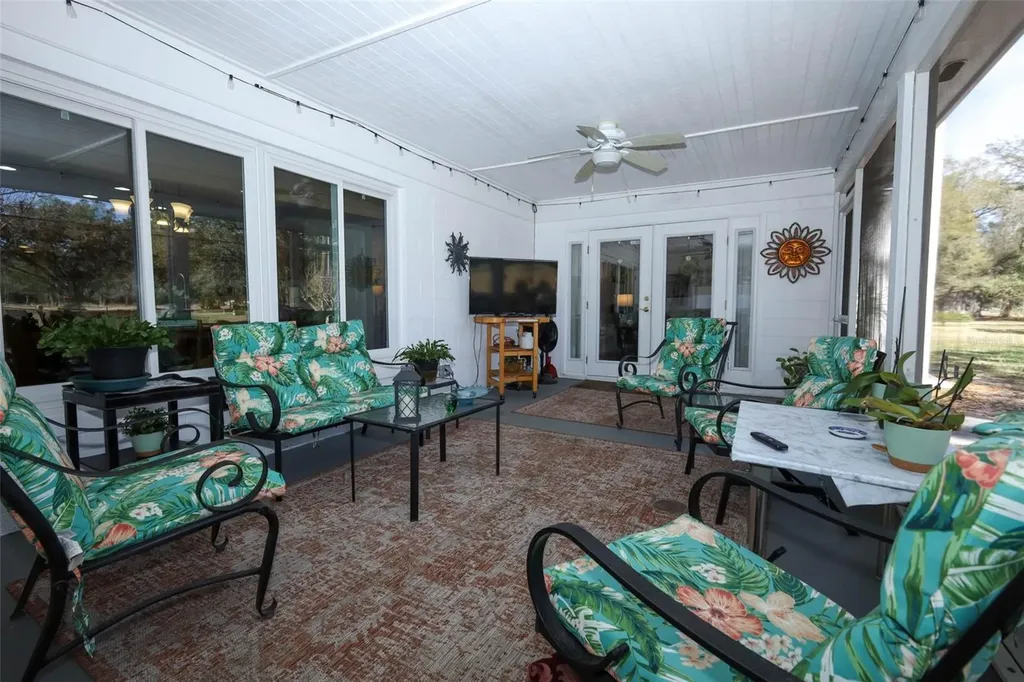 1607 Pinar Drive Orlando FL 32825