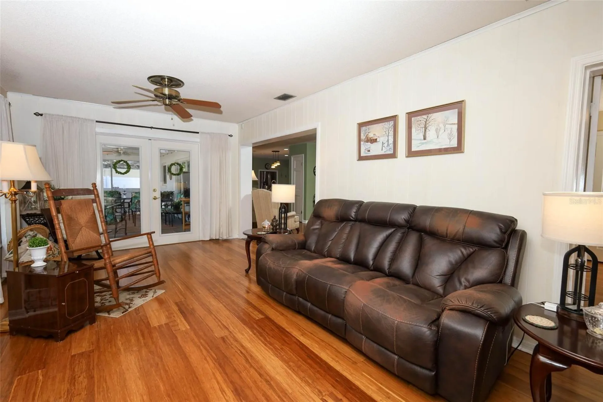 1607 Pinar Drive Orlando FL 32825