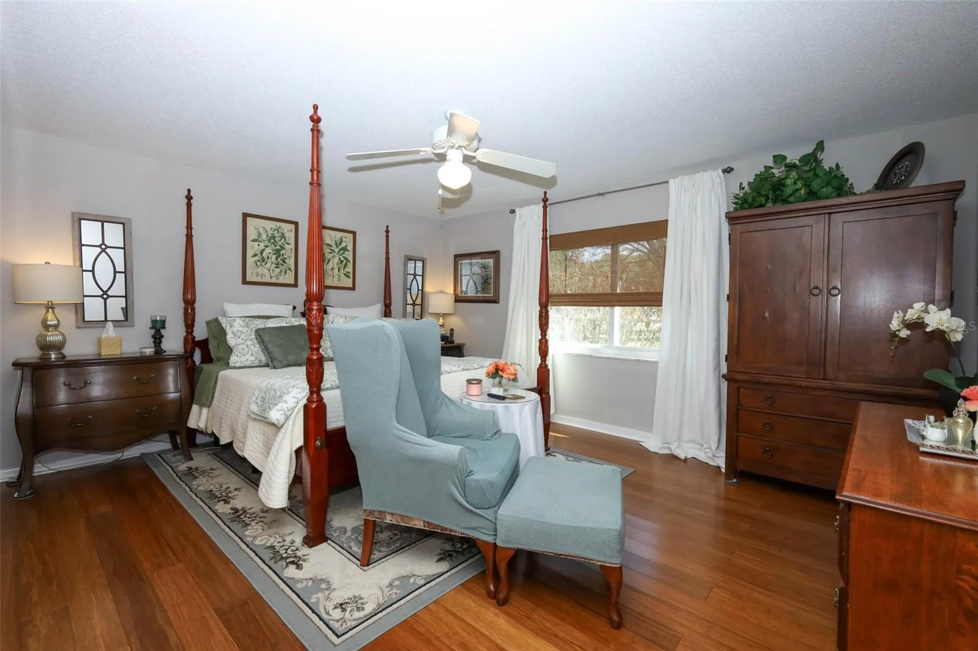 1607 Pinar Drive Orlando FL 32825