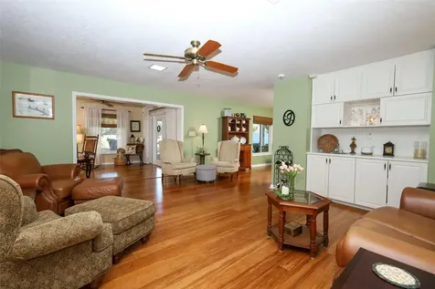 1607 Pinar Drive Orlando FL 32825
