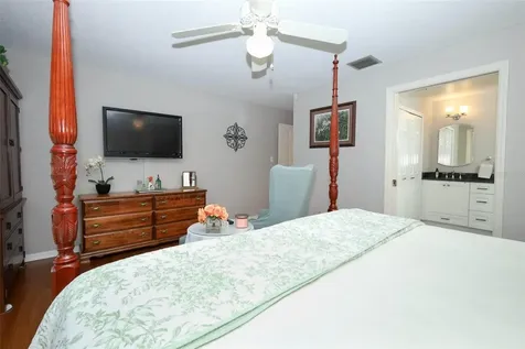 1607 Pinar Drive Orlando FL 32825
