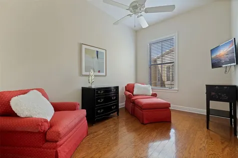 114 E Davis Boulevard Tampa FL 33606