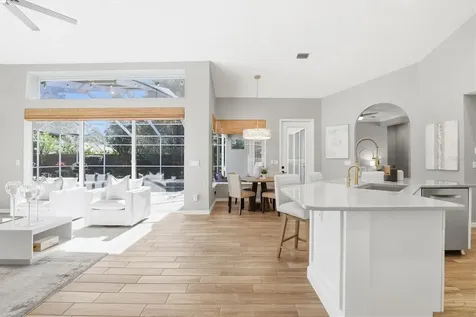 2111 Pinnacle Circle N Palm Harbor FL 34684