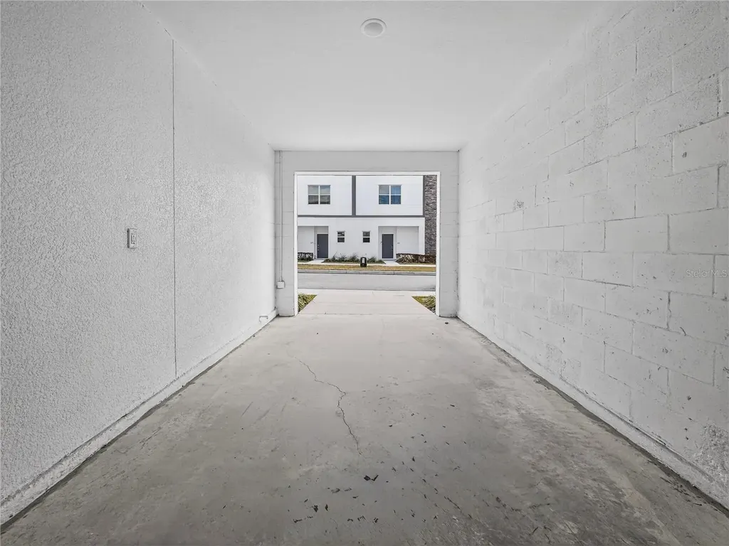 612 Trikomo Drive Davenport FL 33896