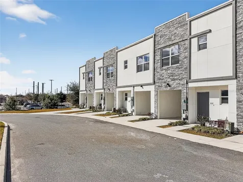 612 Trikomo Drive Davenport FL 33896