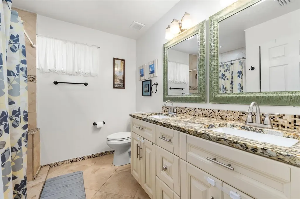 2156 NW 52 Place Gainesville FL 32605