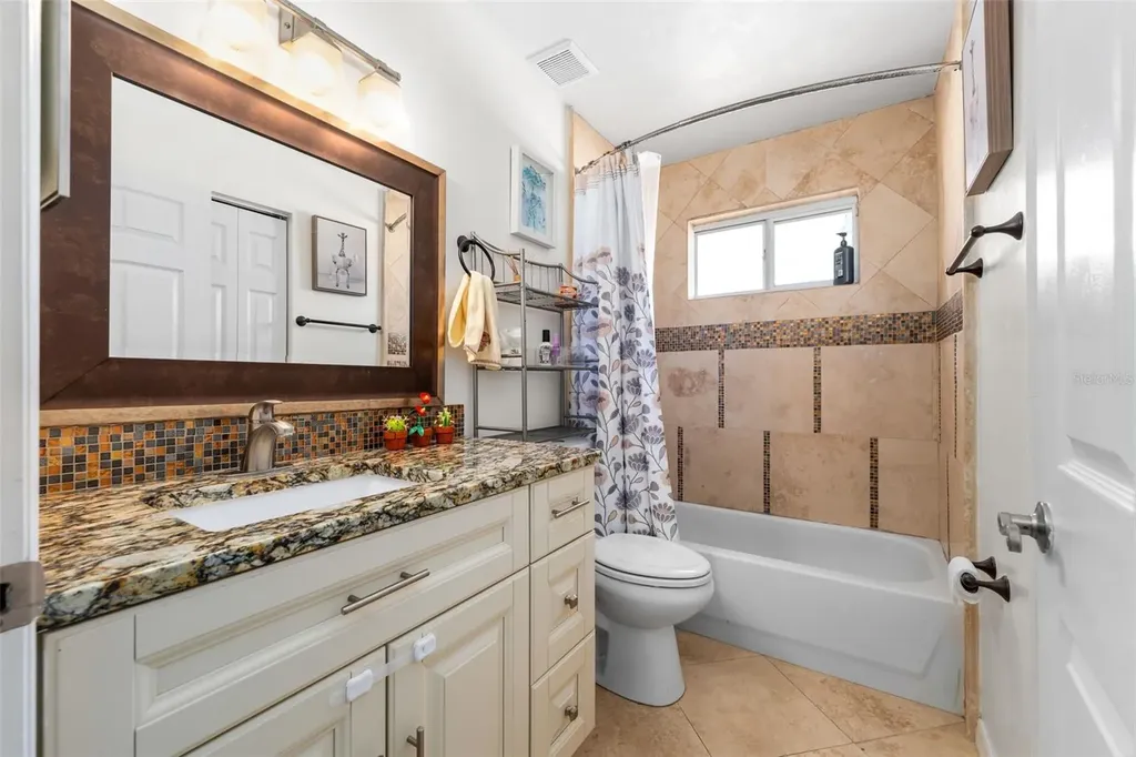 2156 NW 52 Place Gainesville FL 32605