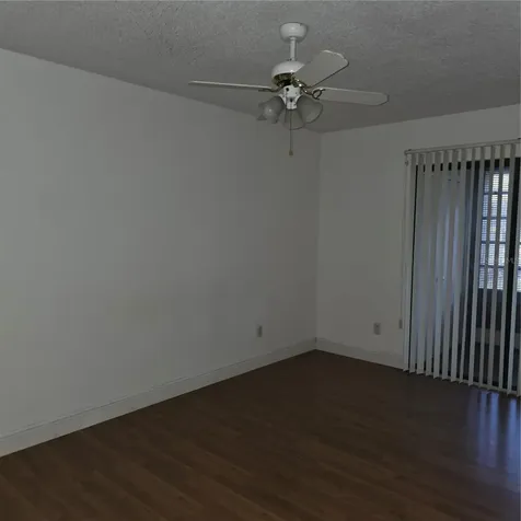 6031 Scotchwood Glen Orlando FL 32822