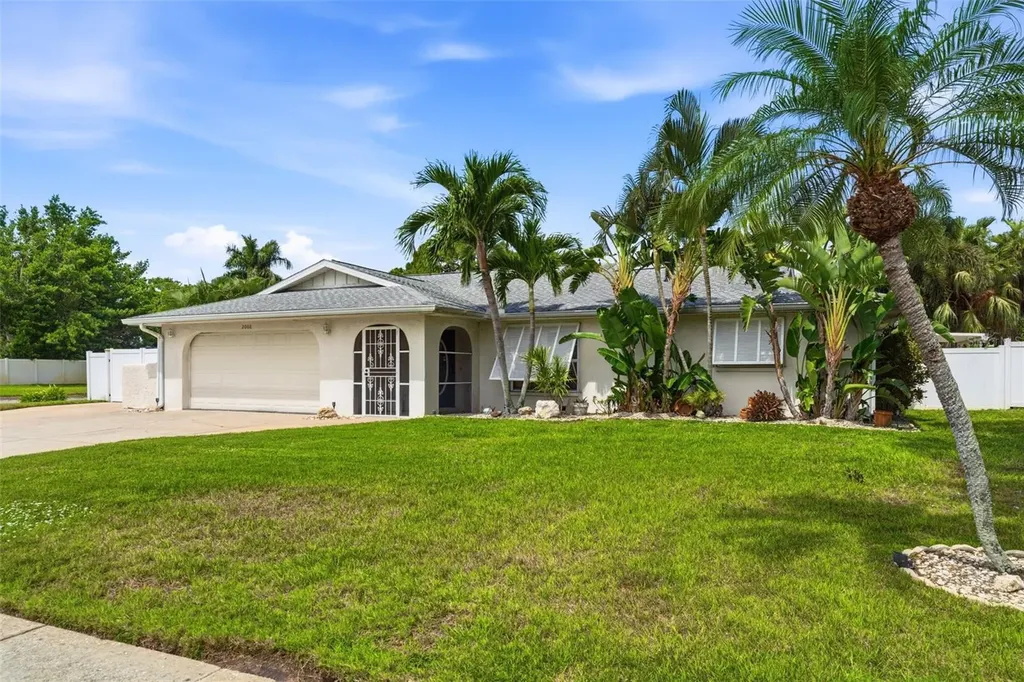 2008 39th Street W Bradenton FL 34205