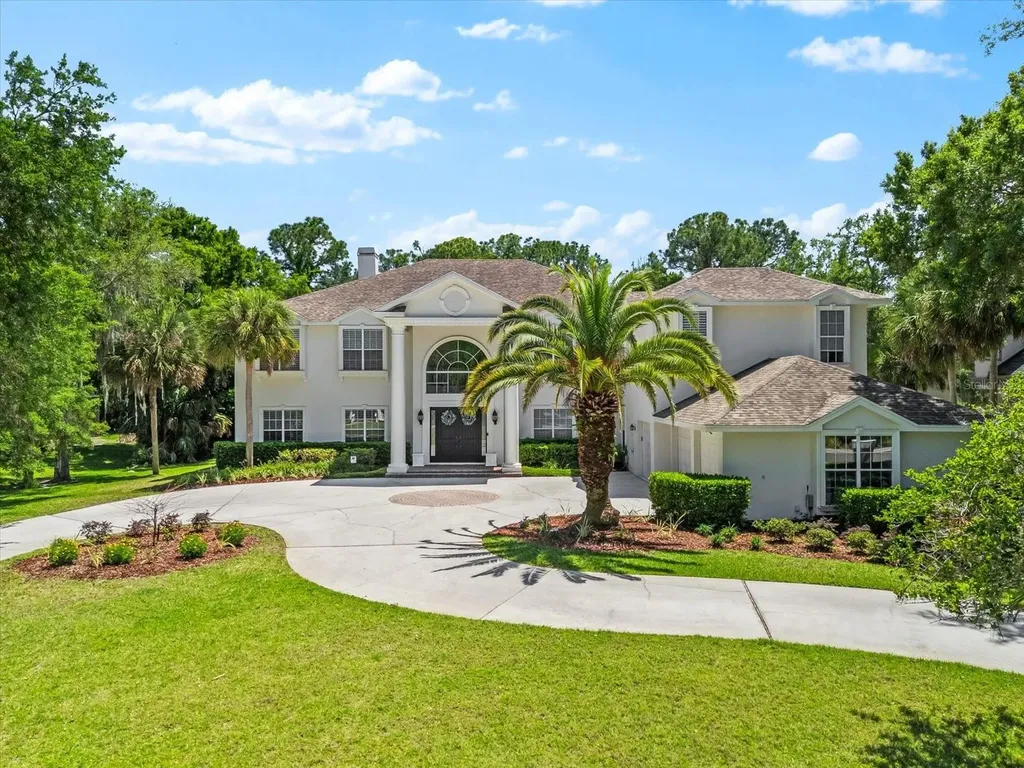 6413 Maclaurin Drive Tampa FL 33647