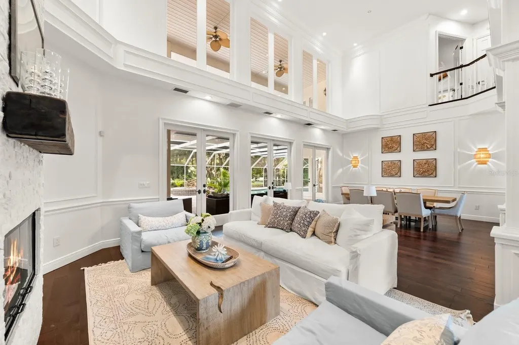 6413 Maclaurin Drive Tampa FL 33647