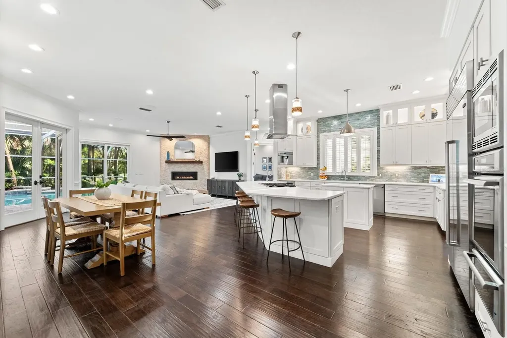 6413 Maclaurin Drive Tampa FL 33647