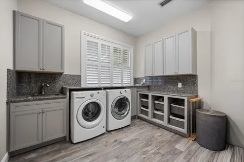 6413 Maclaurin Drive Tampa FL 33647