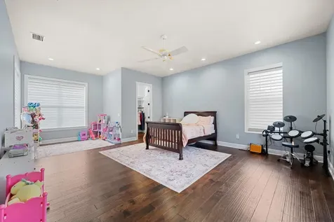 6413 Maclaurin Drive Tampa FL 33647