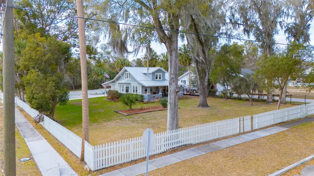 301 N Oak Avenue Orange City FL 32763