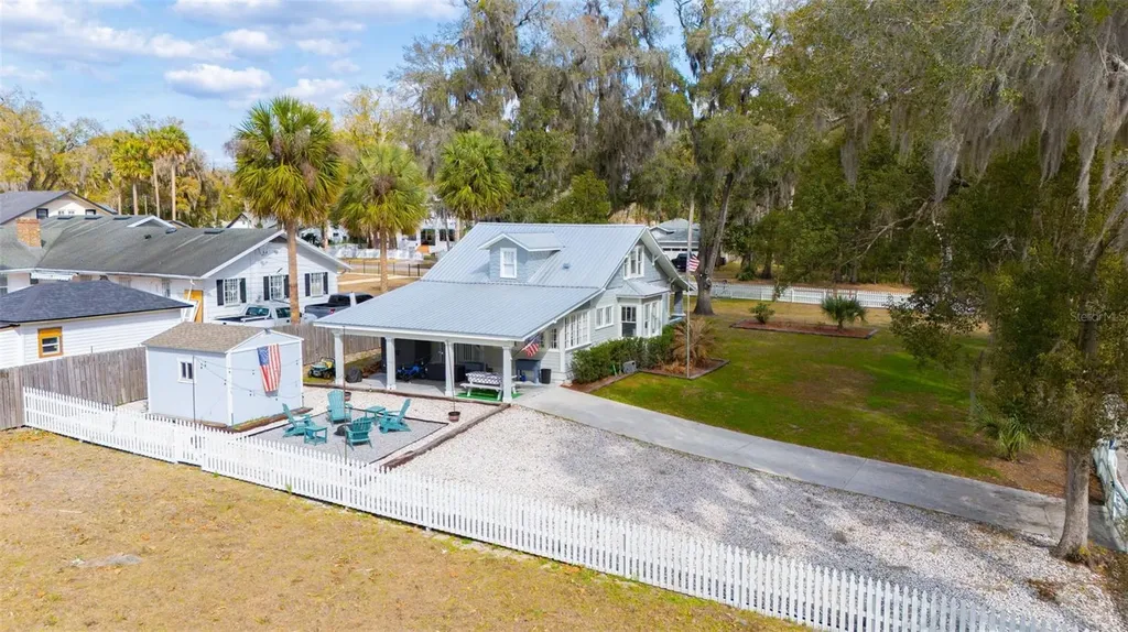 301 N Oak Avenue Orange City FL 32763