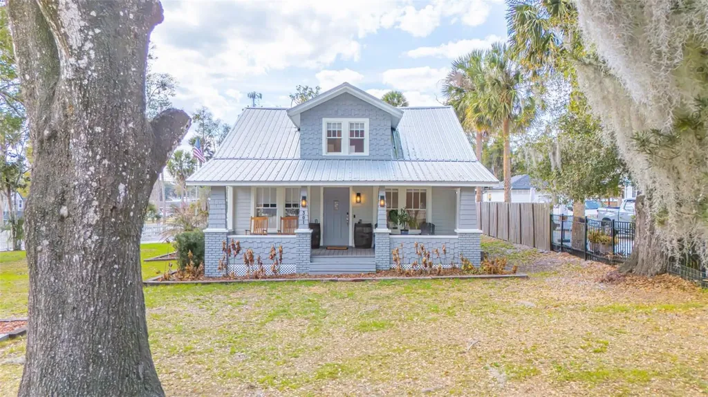 301 N Oak Avenue Orange City FL 32763