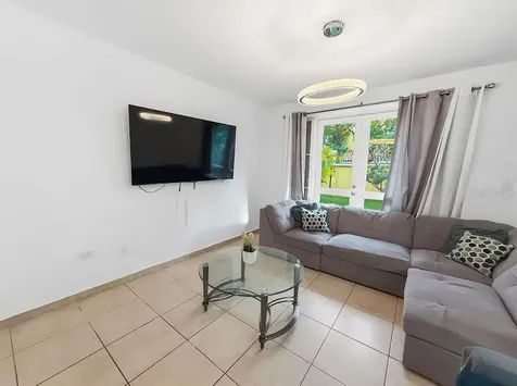 74 Green Street Street Humacao PR 00791