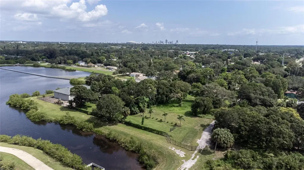 3834 29 Avenue St Petersburg FL 33711
