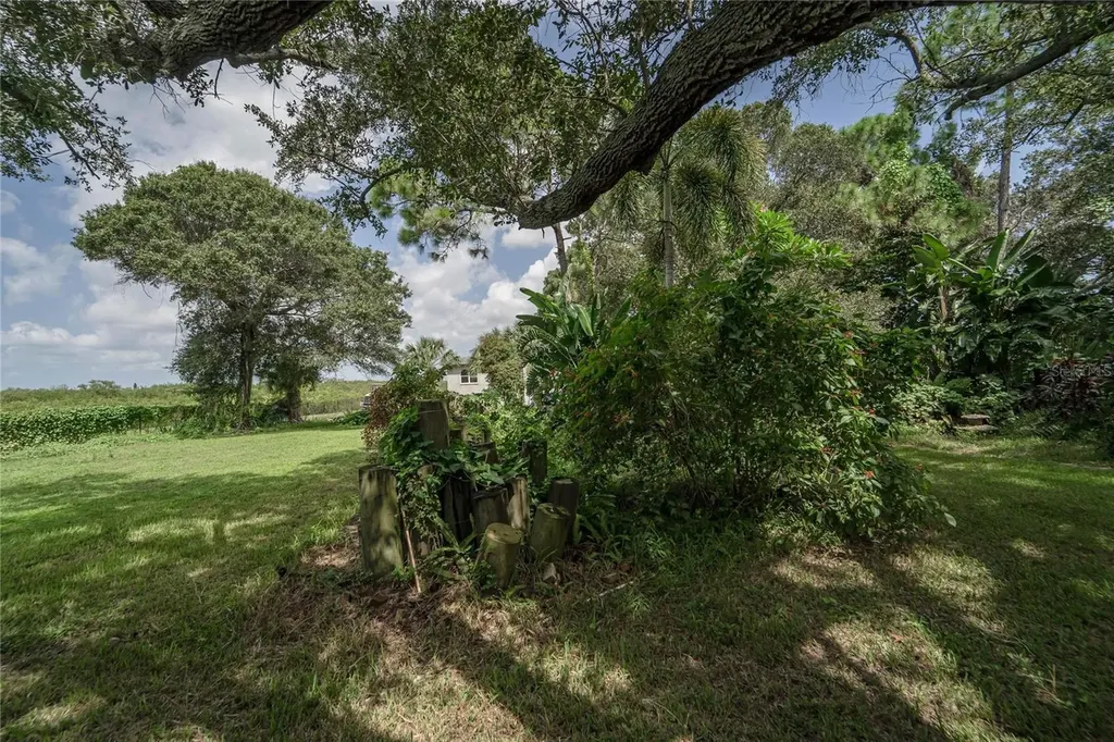 3834 29 Avenue St Petersburg FL 33711