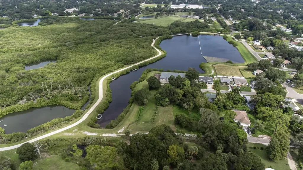 3834 29 Avenue St Petersburg FL 33711