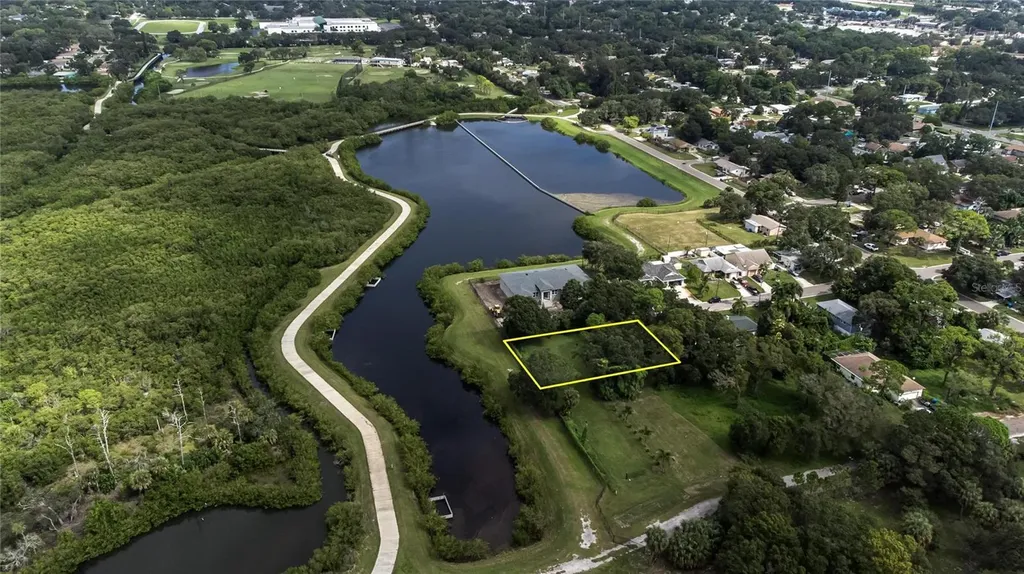 3834 29 Avenue St Petersburg FL 33711