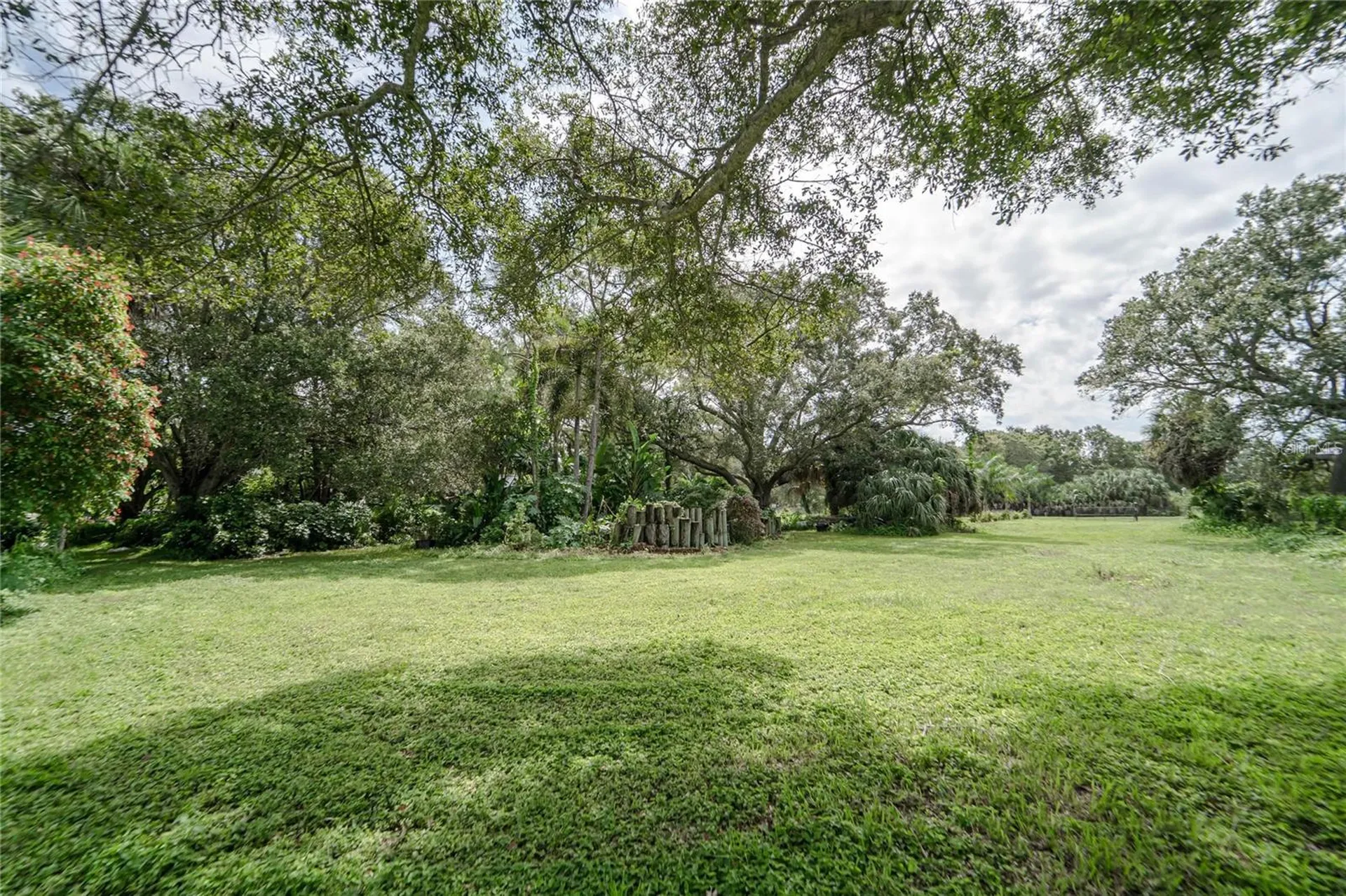 3834 29 Avenue St Petersburg FL 33711
