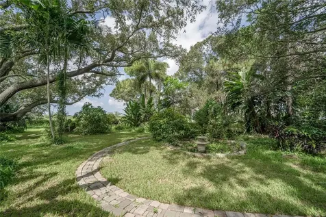 3834 29 Avenue St Petersburg FL 33711