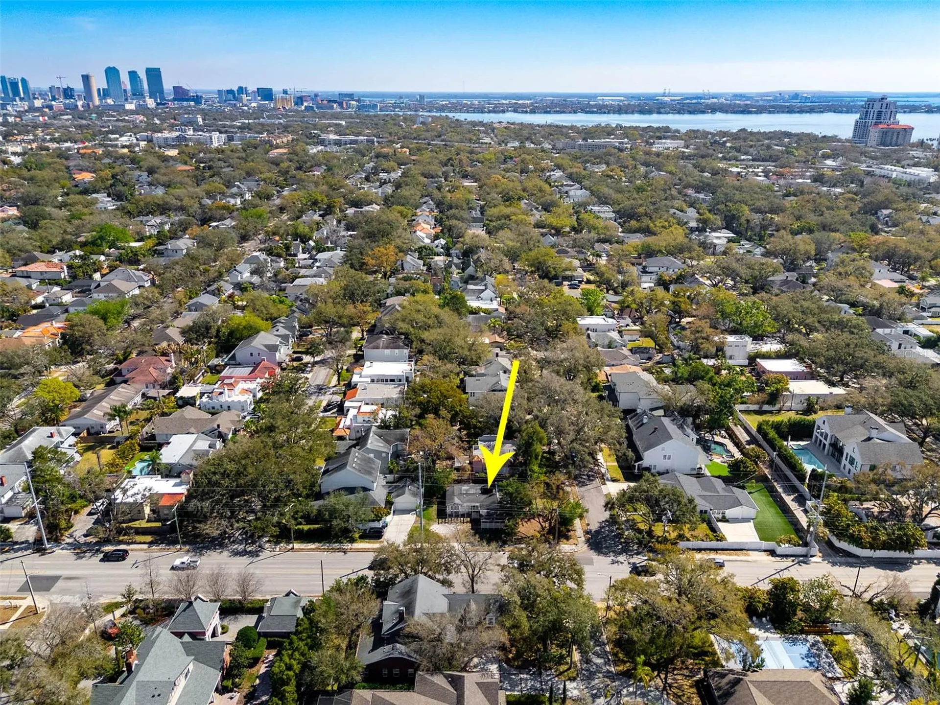 2627 W Watrous Avenue Tampa FL 33629