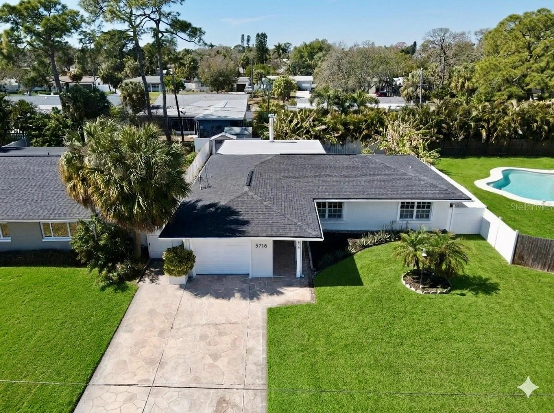 4518 Helena Street NE St Petersburg FL 33703