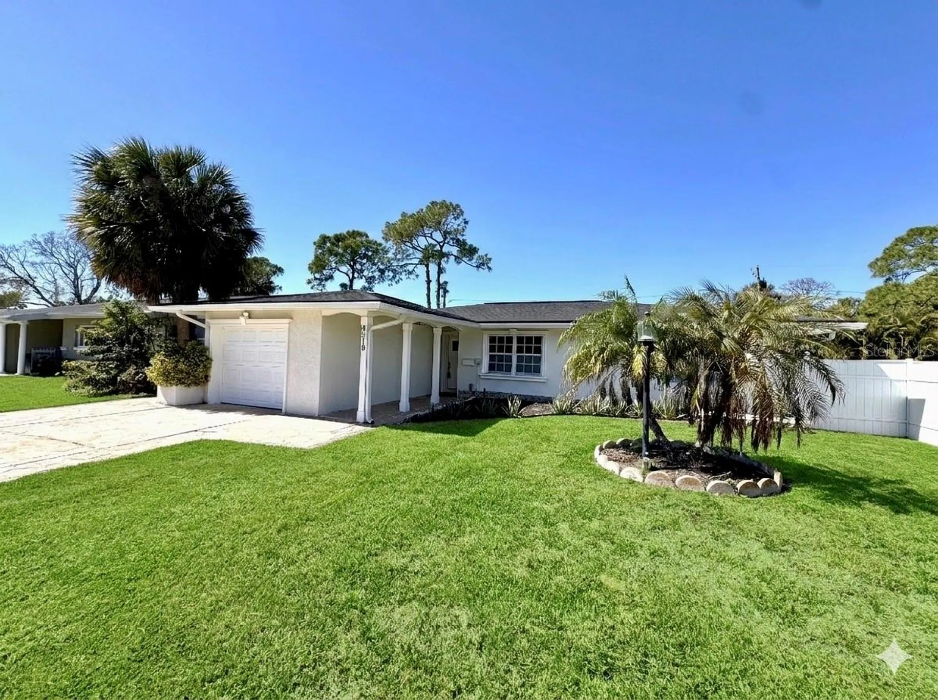 4518 Helena Street NE St Petersburg FL 33703