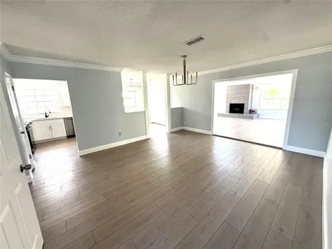 4518 Helena Street NE St Petersburg FL 33703