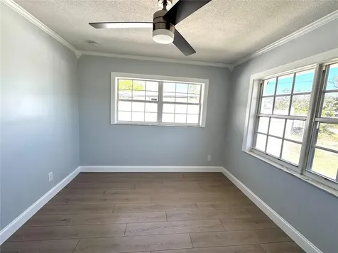 4518 Helena Street NE St Petersburg FL 33703