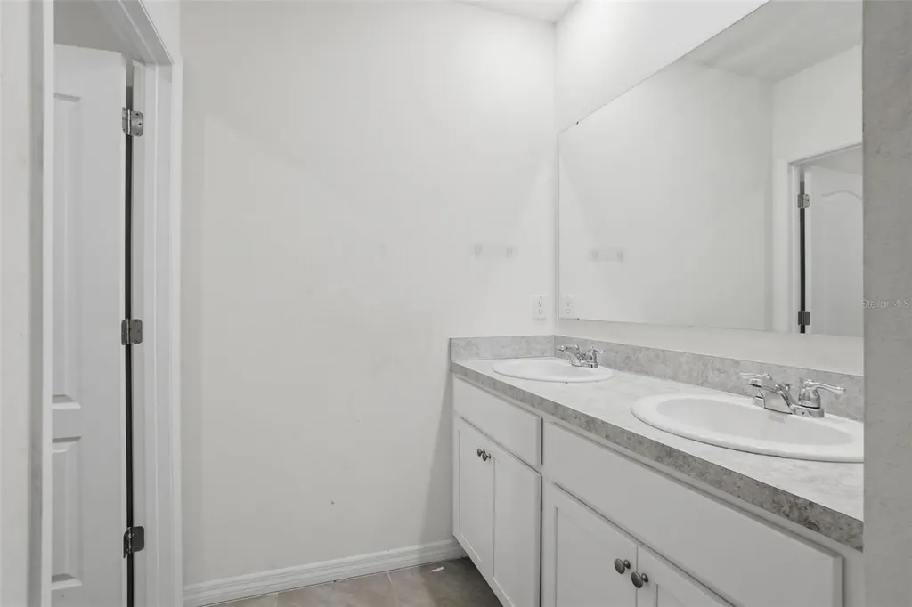 41 Dorset Drive Kissimmee FL 34758
