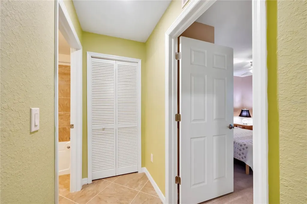 5517 Palmer Circle Bradenton FL 34211
