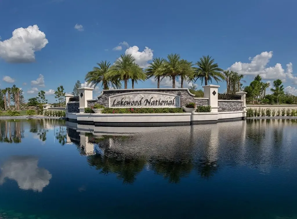 5517 Palmer Circle Bradenton FL 34211