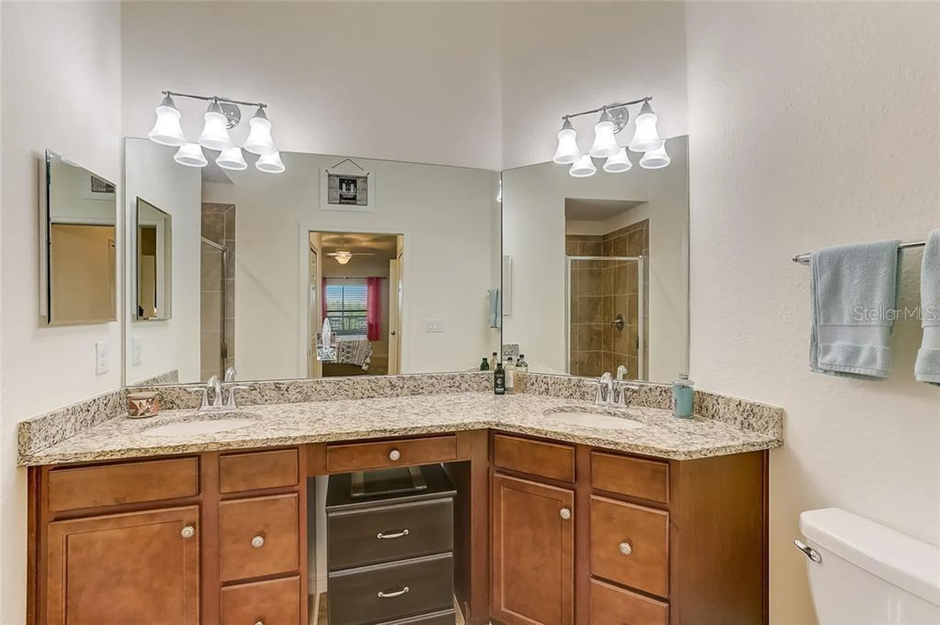 5517 Palmer Circle Bradenton FL 34211