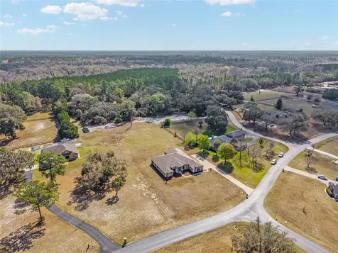 7015 NE 61st Avenue Road Silver Springs FL 34488