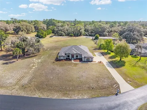 7015 NE 61st Avenue Road Silver Springs FL 34488